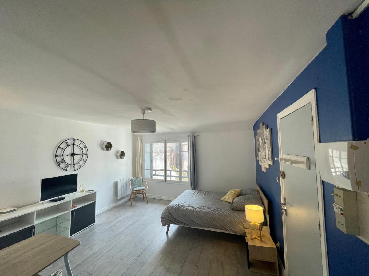 Appartement Entier Moissac Centre 30 M2 Calme Avec Cour Interieure Pour Velos A 50M Du Marche De Moissac Kültér fotó