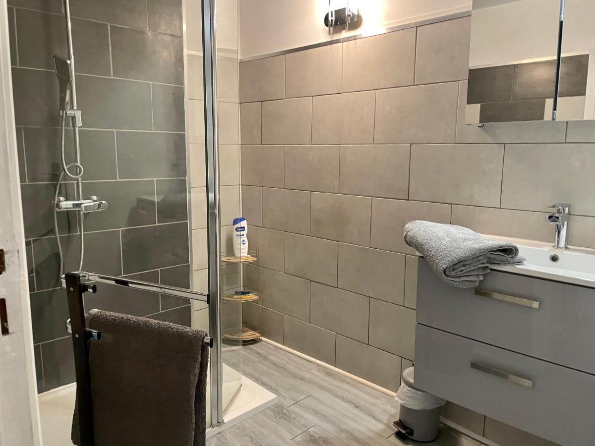 Appartement Entier Moissac Centre 30 M2 Calme Avec Cour Interieure Pour Velos A 50M Du Marche De Moissac Kültér fotó
