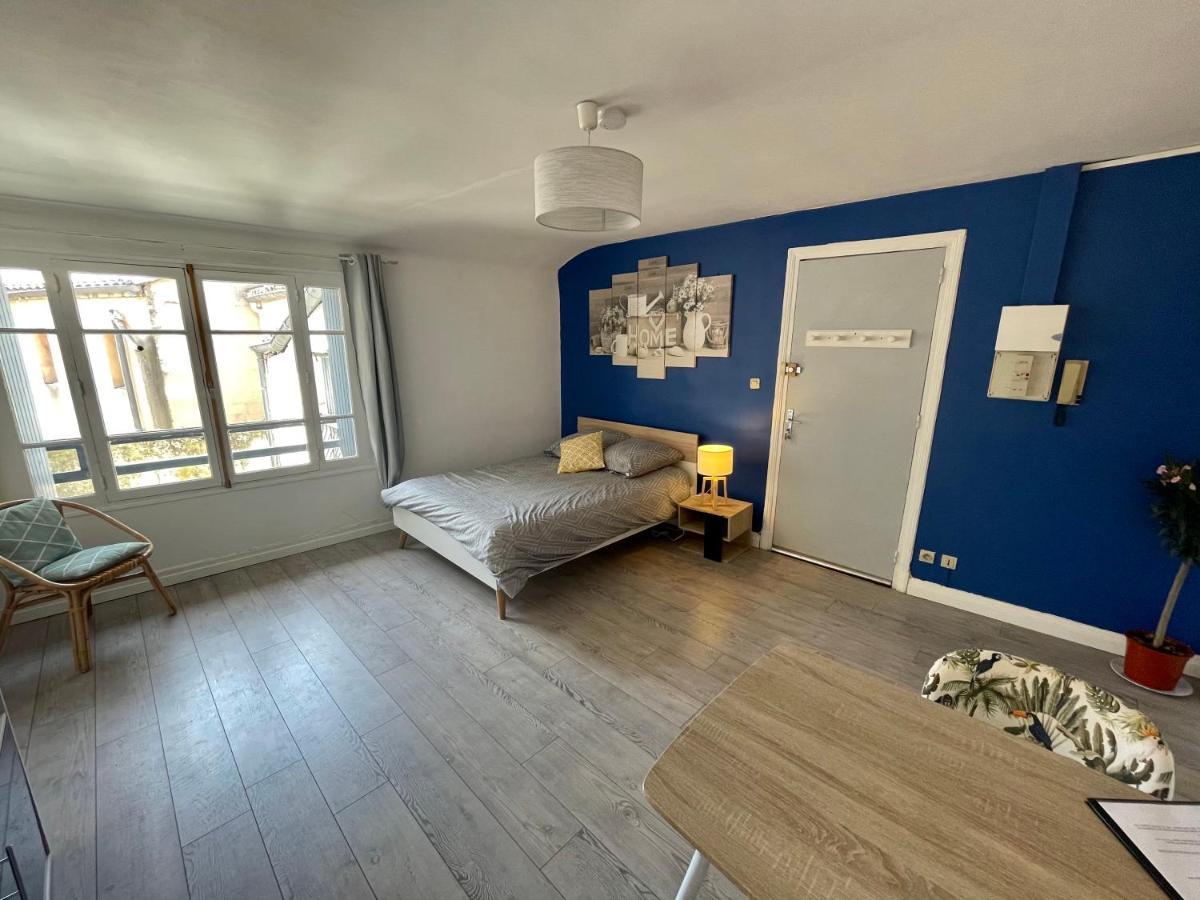 Appartement Entier Moissac Centre 30 M2 Calme Avec Cour Interieure Pour Velos A 50M Du Marche De Moissac Kültér fotó